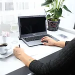 Sveo Business فندق