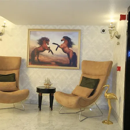 Guevenay Business Szálloda 4*