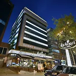 فندق Sveo Business