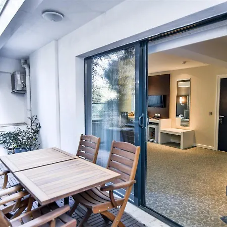 Sveo Business מלון 4*